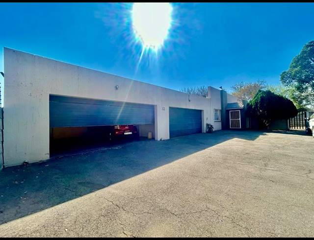 4 BEDROOM HOUSE FOR SALE IN VANDERBIJLPARK SW 1